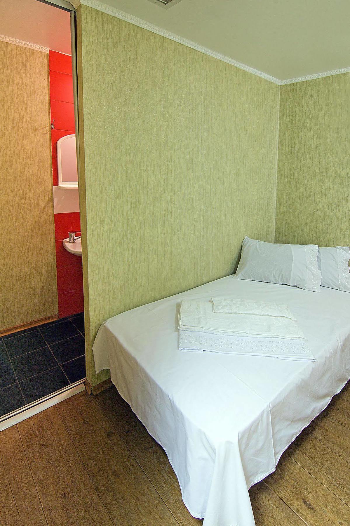Tokyo Star Economy Hotel Oděsa Exteriér fotografie